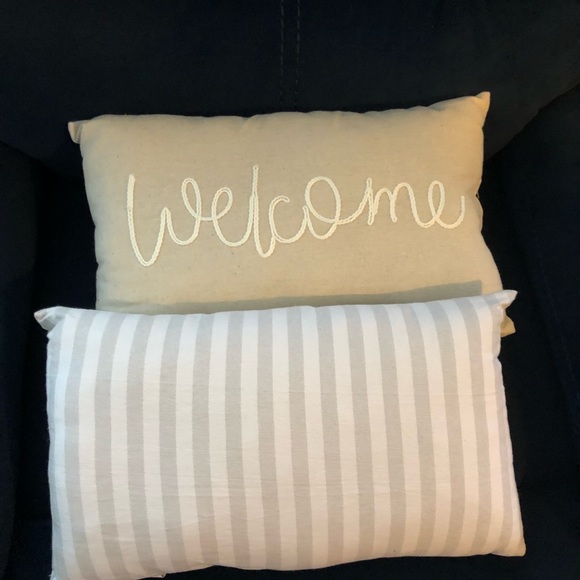Welcome Embroidered 1 pair Accent Pillows, Beige/White, Gray/white striped back - Picture 4 of 7